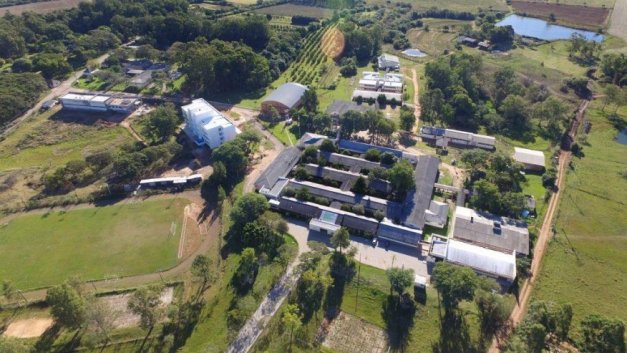 Vista aérea IFFar Alegrete 877x493 equal