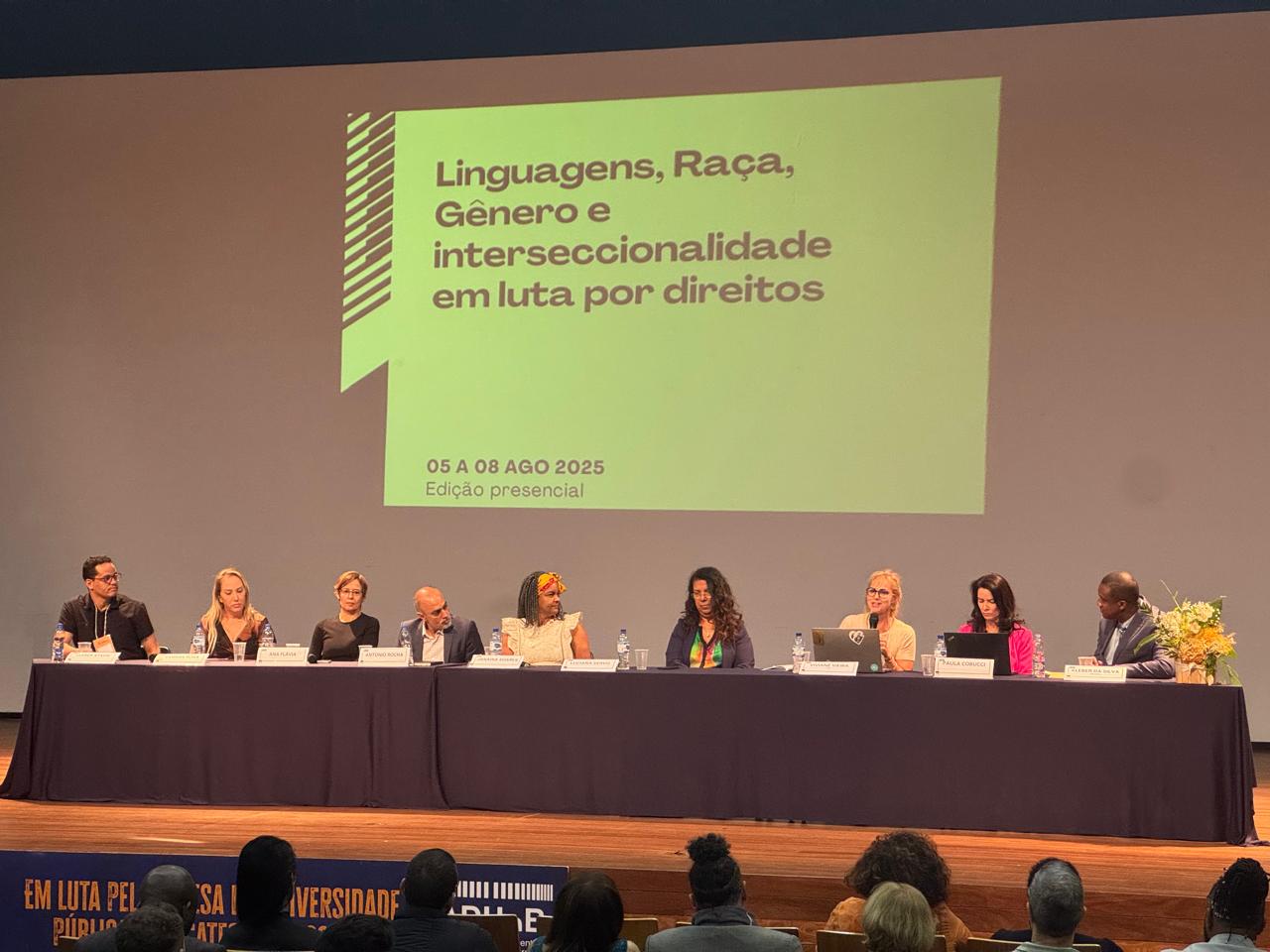 1 professora tamara no evento