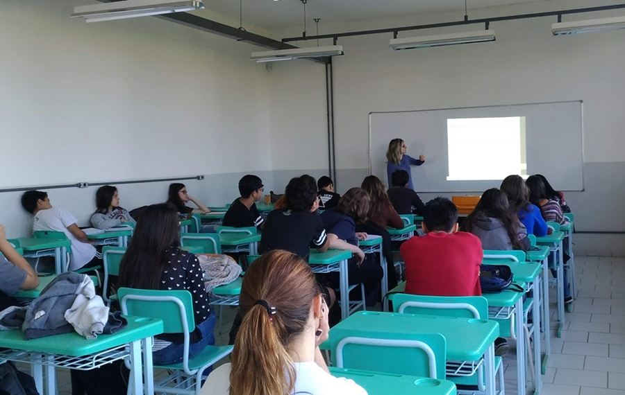 Alunos do If em uma palestra sobre o Bullying Cezar Augusto Mautone Pedroso