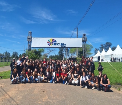 Estudantes dos Cursos Técnicos em Administração, Informática e Agropecuária participam do Descubra UFSM 2025