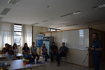 Docente do curso de Sistemas para Internet realiza formação de educadores sobre Pensamento Computacional