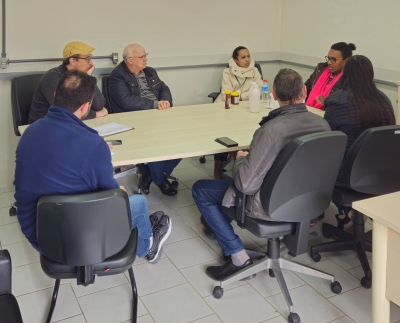Campus realiza reunião com produtores da agricultura familiar.
