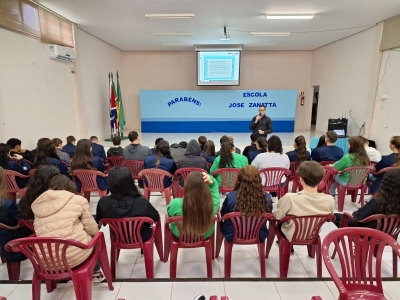 IFFar Campus Frederico Westphalen visita a Escola Estadual de Educação Básica José Zanatta