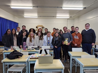 Estudantes de cursos de graduação da área da Química participam de bate-papo sobre empreendedorismo