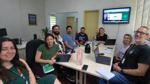 IFFar – Campus Alegrete realiza reunião entre CPA e gestão diretiva para análise dos resultados da Avaliação Institucional WhatsApp Image 2025-12-01 at 16.11.21.jpeg