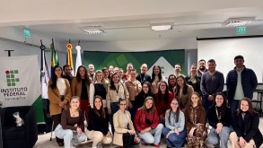 II Conviver no IFFar reúne servidores para discussões sobre cultura de paz WhatsApp Image 2026 05 11 at 16.34.35